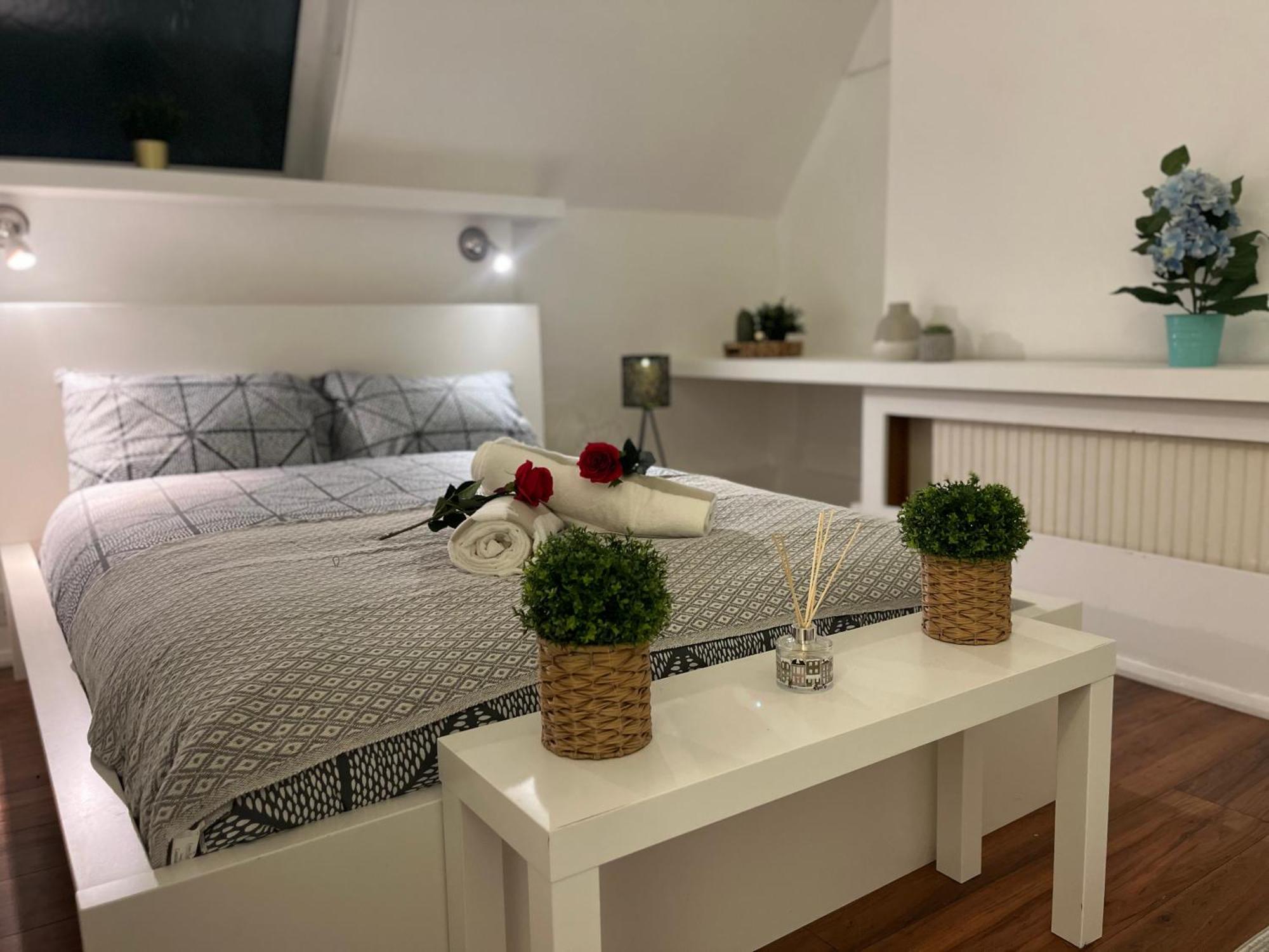 Modern Cosy Studio In Barbican - Green - F2 Apartament Londra