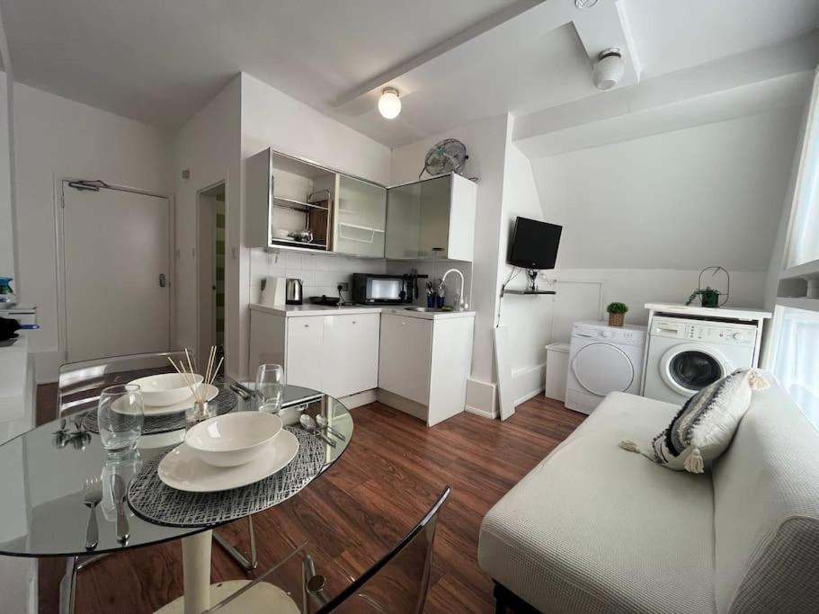 Apartament Modern Cosy Studio In Barbican - Green - F2 *